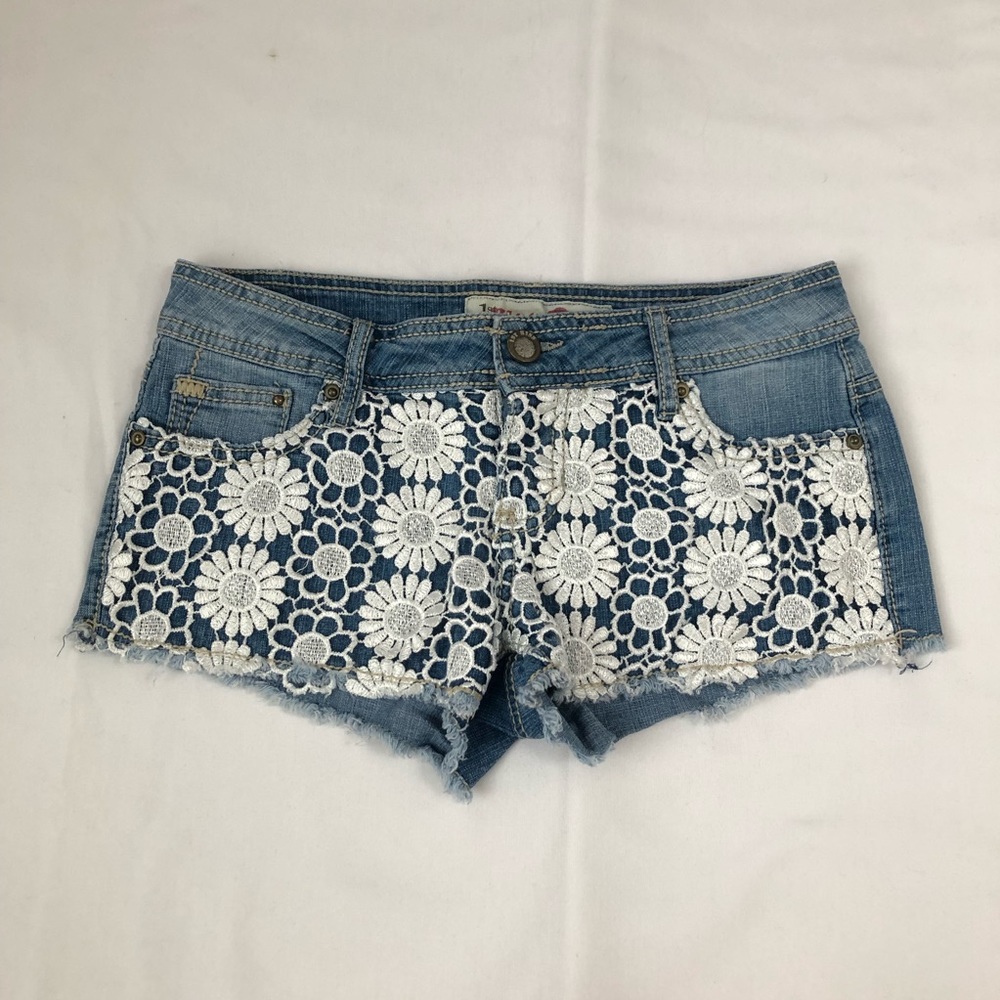 Daisy Lace Crochet Overlay Distressed Denim Shorts